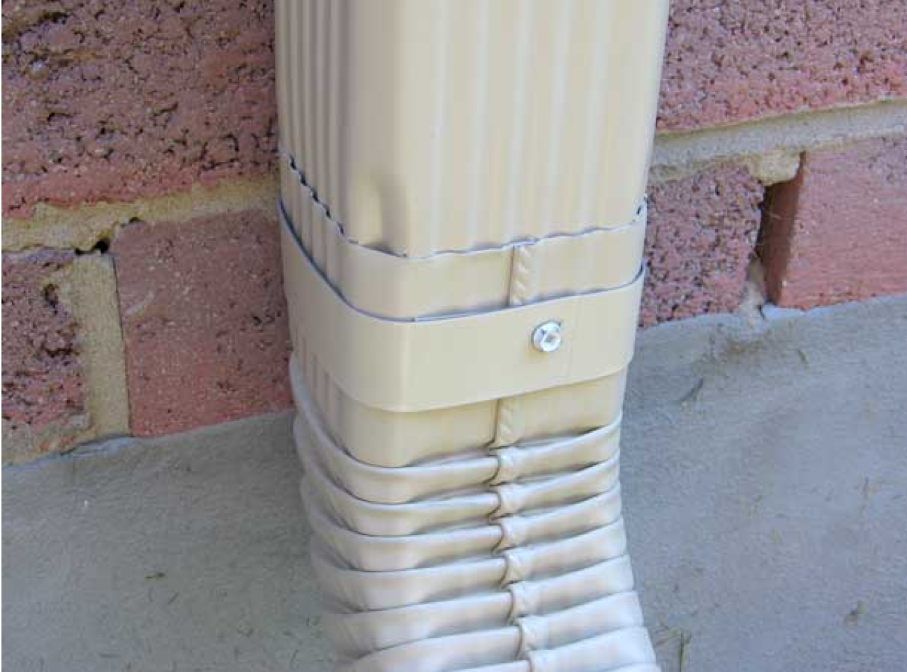 Case of Aluminum Downspout  Pipe Bands 27 Colors In Stock 2 Sizes Available (100 units)
